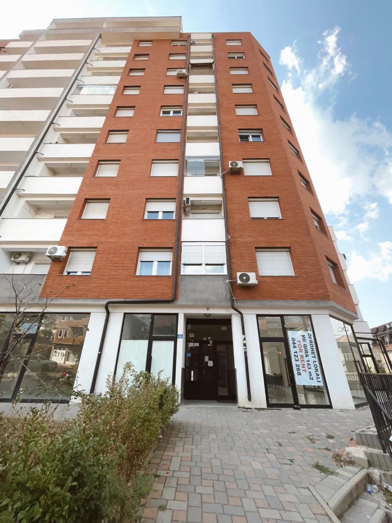 Apartment Troi 普里什蒂纳 外观 照片